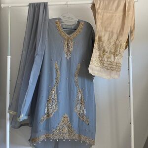 Pakistani Indian outfit